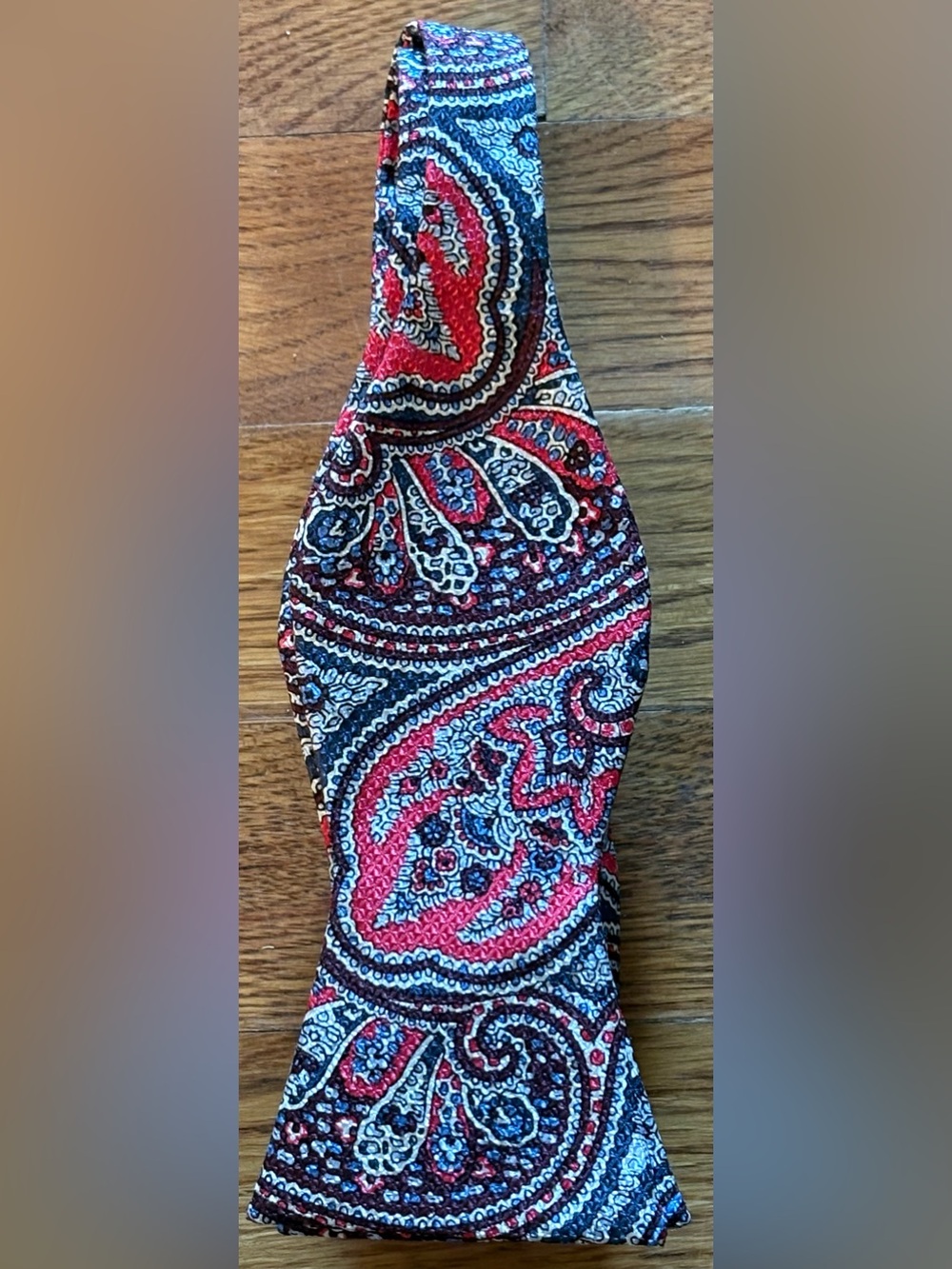 DANIEL CREMIEUX Men Bow Tie 100% Silk Adjustable, Blue/Red Paisley, NWOT